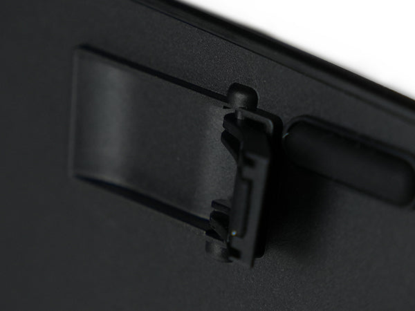 Adjustable tilt feet