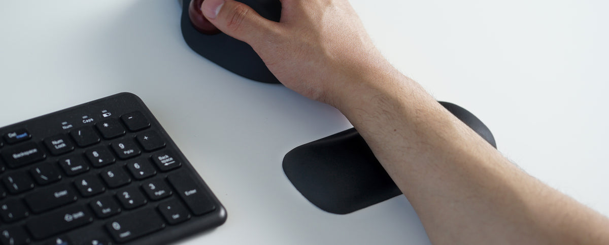 PERIPRO-101  Ergo Wrist Rest